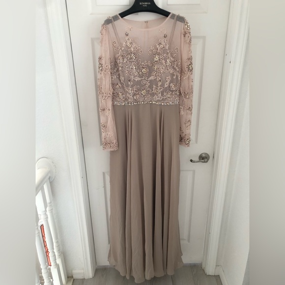 Long Sleeves beaded gown. - Picture 13 of 17